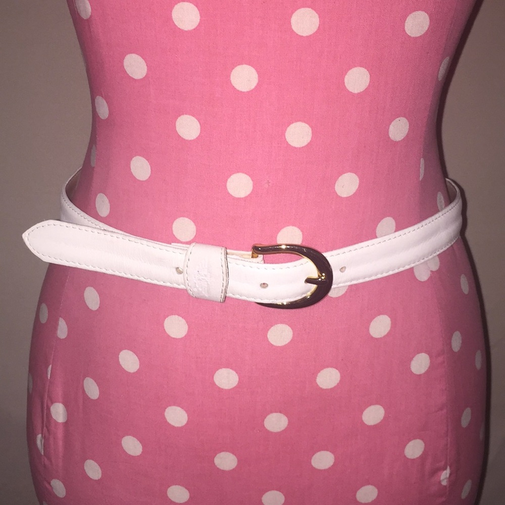 White leather belt Sz M 27-31 w gold buckle